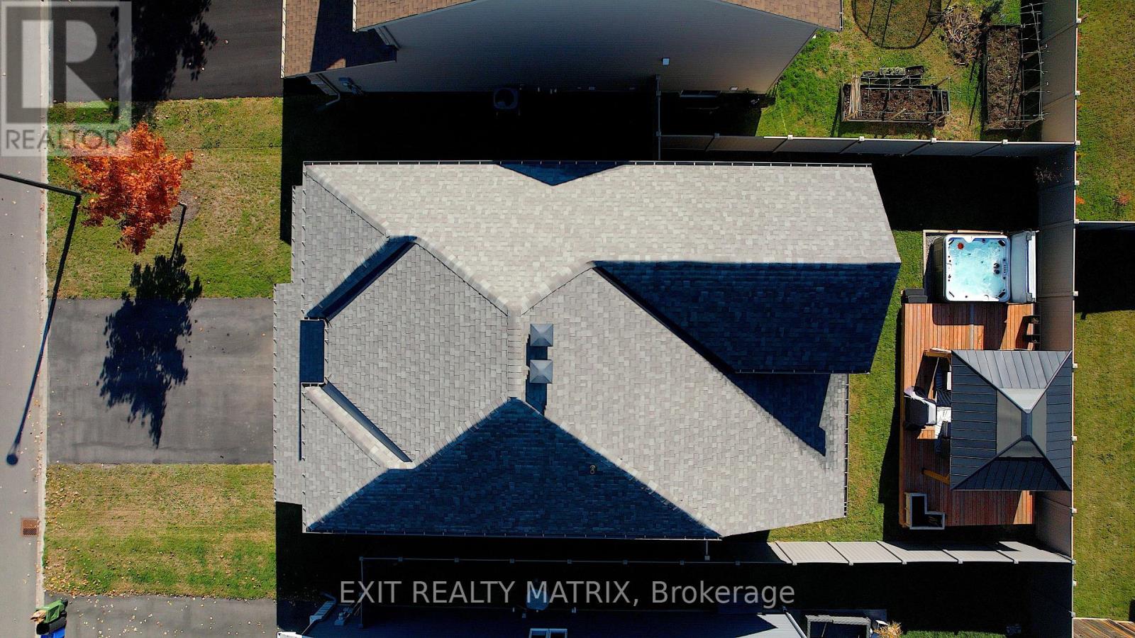 573 Strasbourg Street