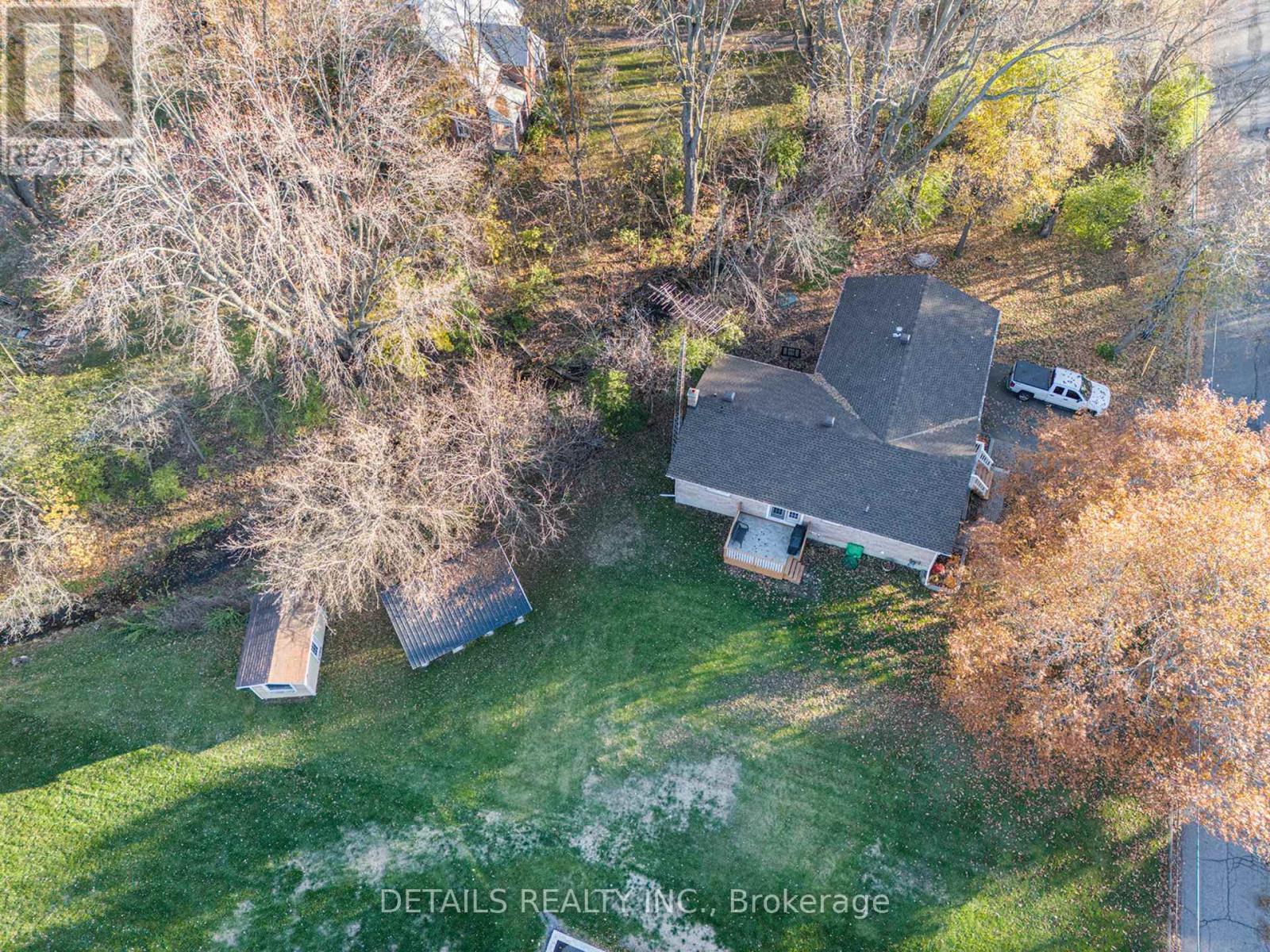 2298 James Craig Street