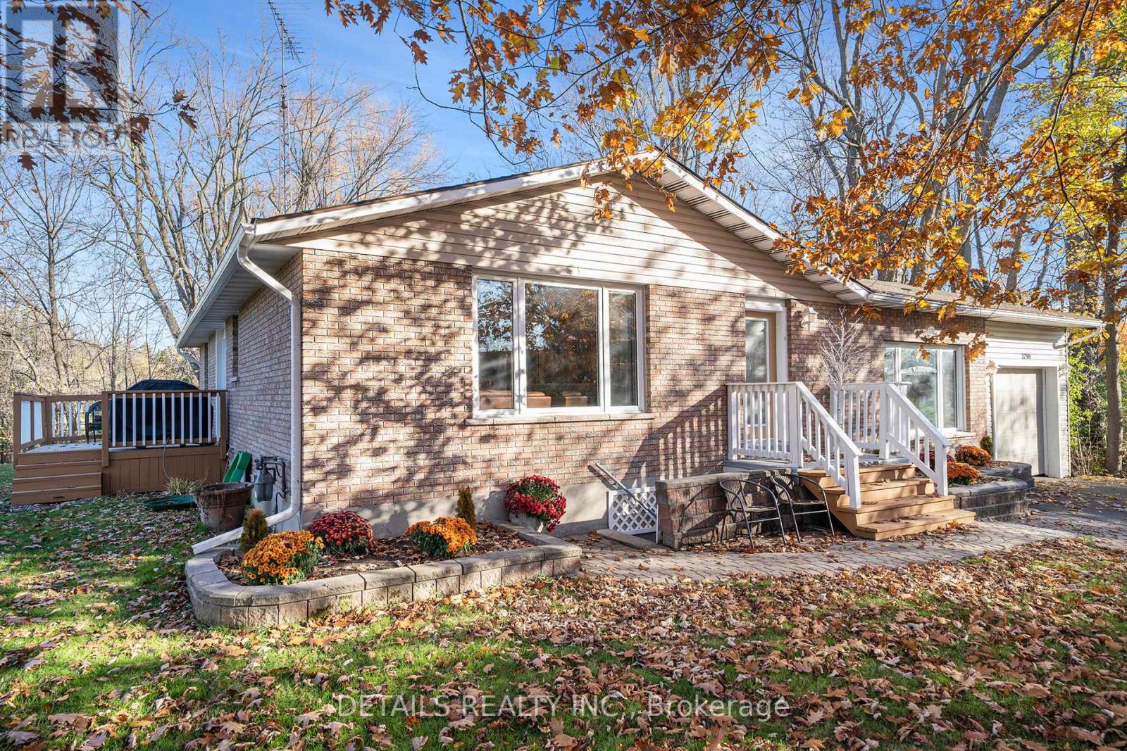 2298 James Craig Street