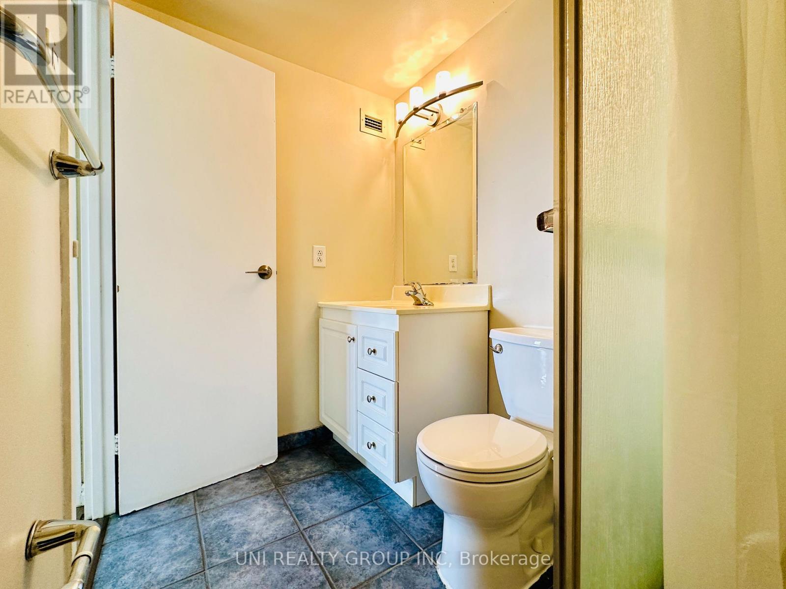 1508 - 900 Dynes Road