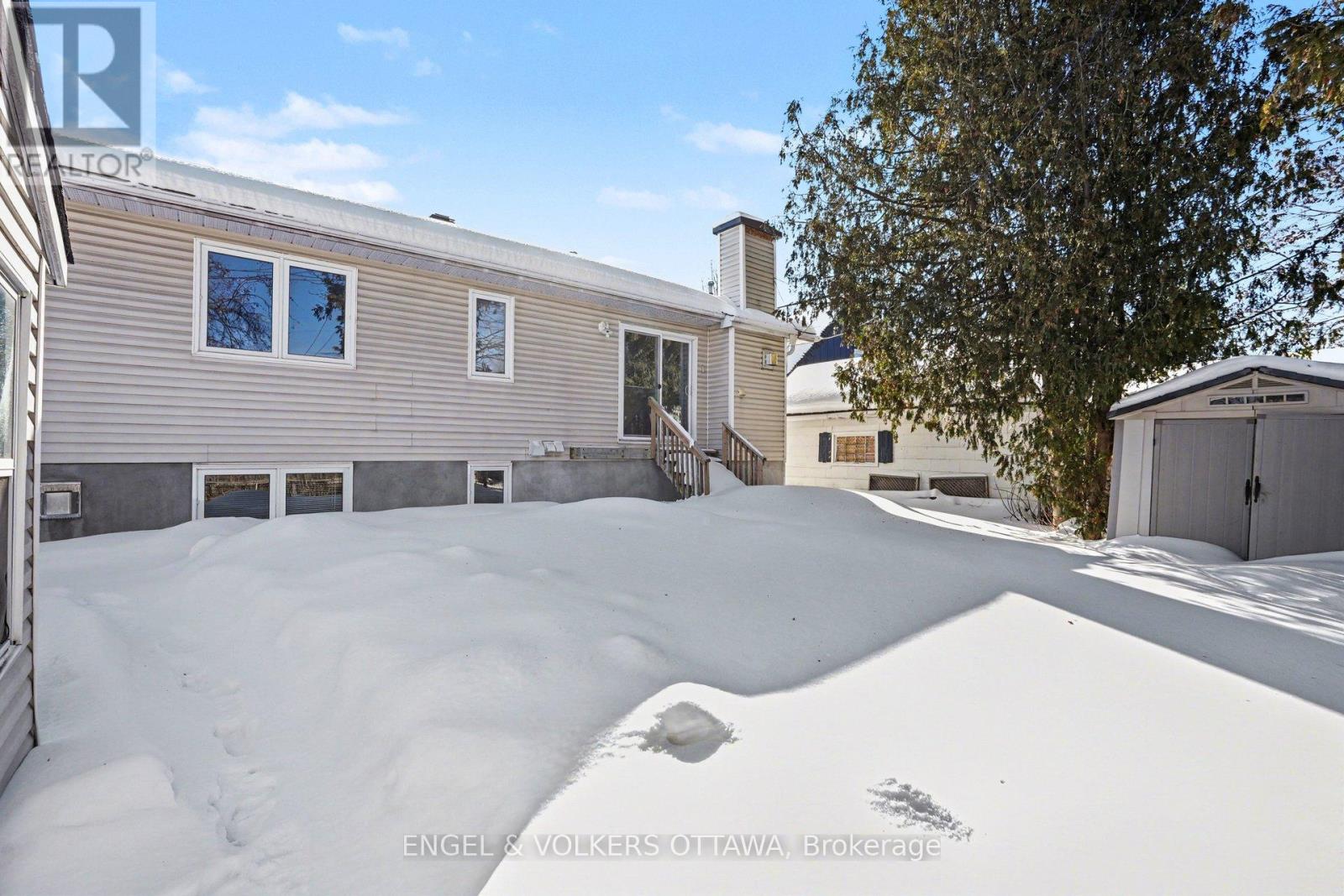 87 King George Street