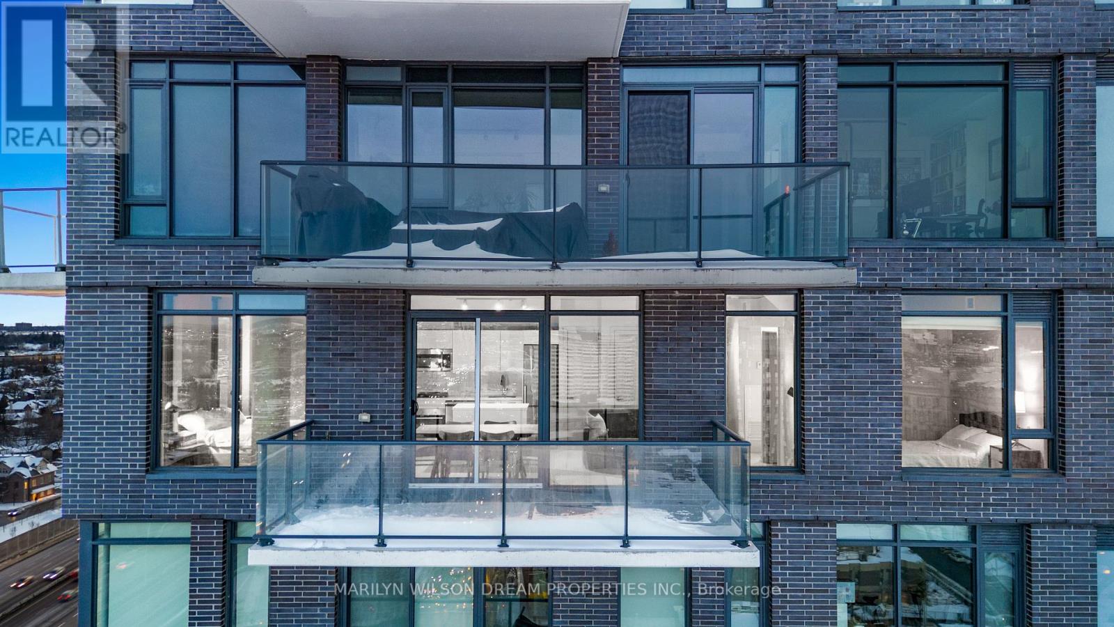 1701 - 203 Catherine Street