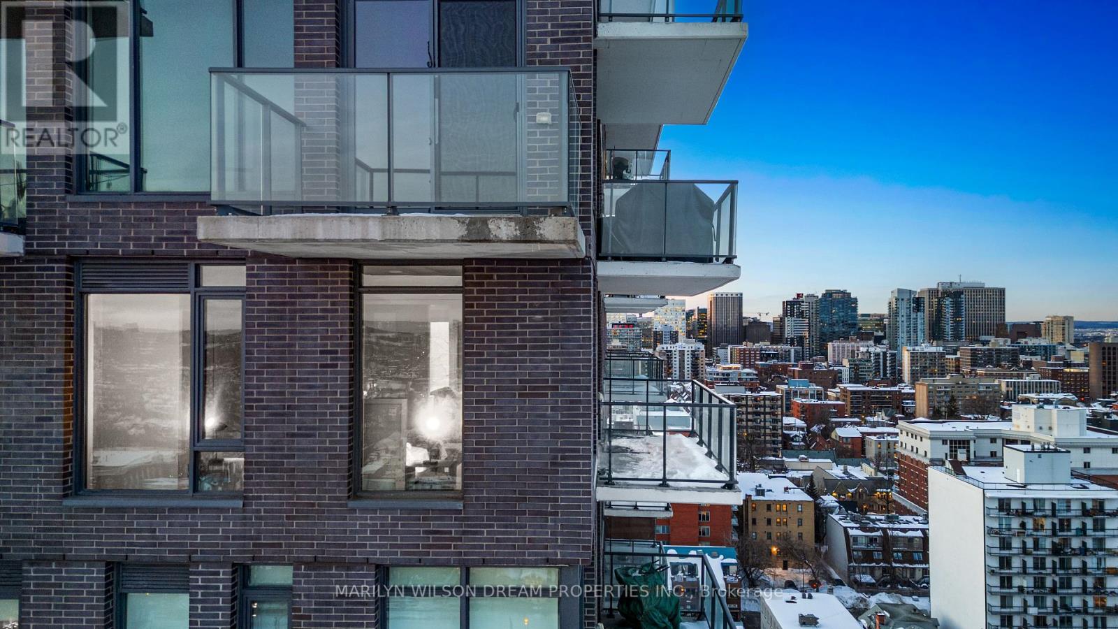 1701 - 203 Catherine Street