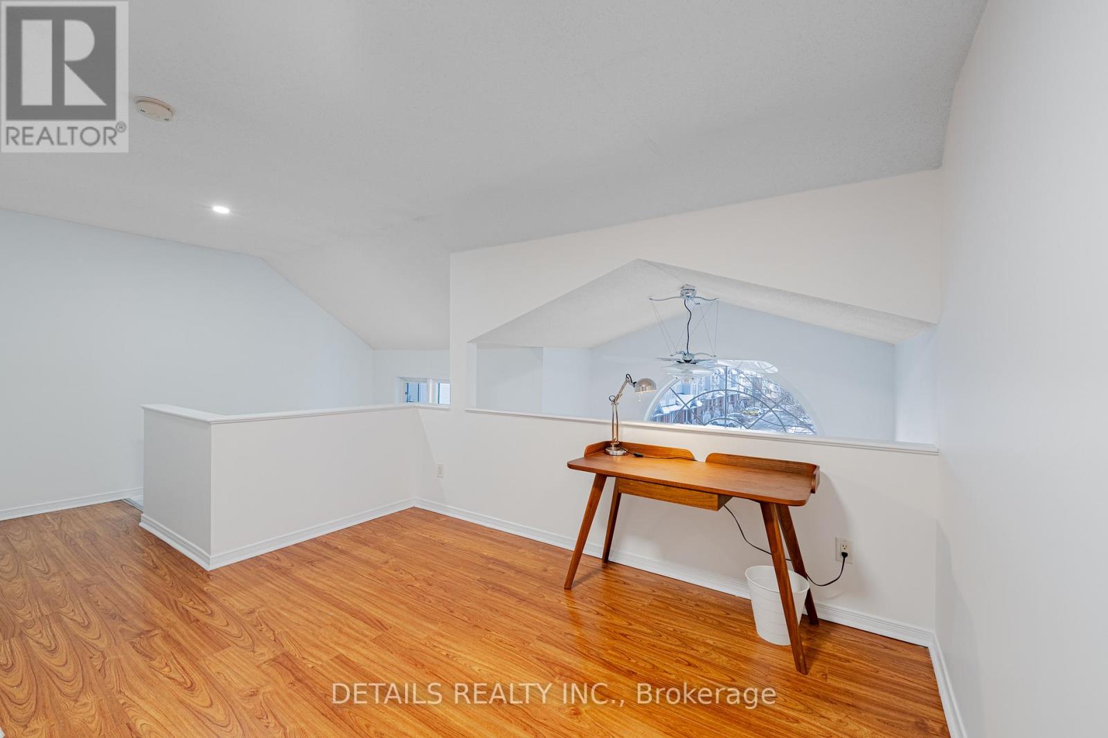 20 - 376 Wiffen Private