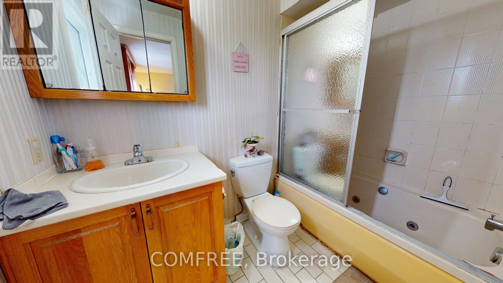 22 Arbordale Crescent