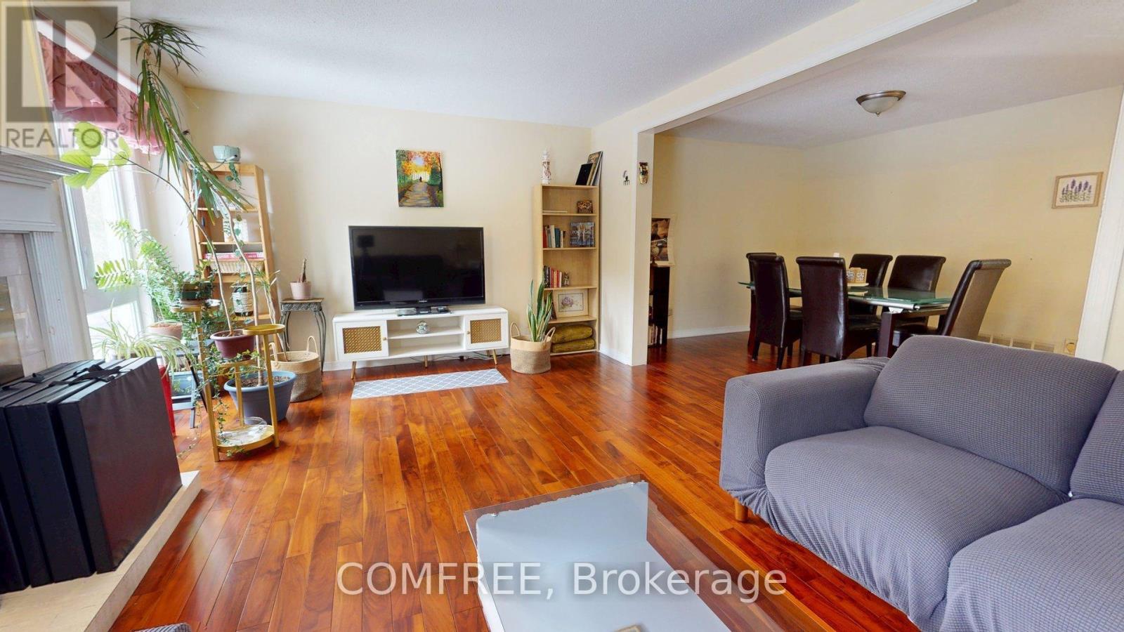 22 Arbordale Crescent