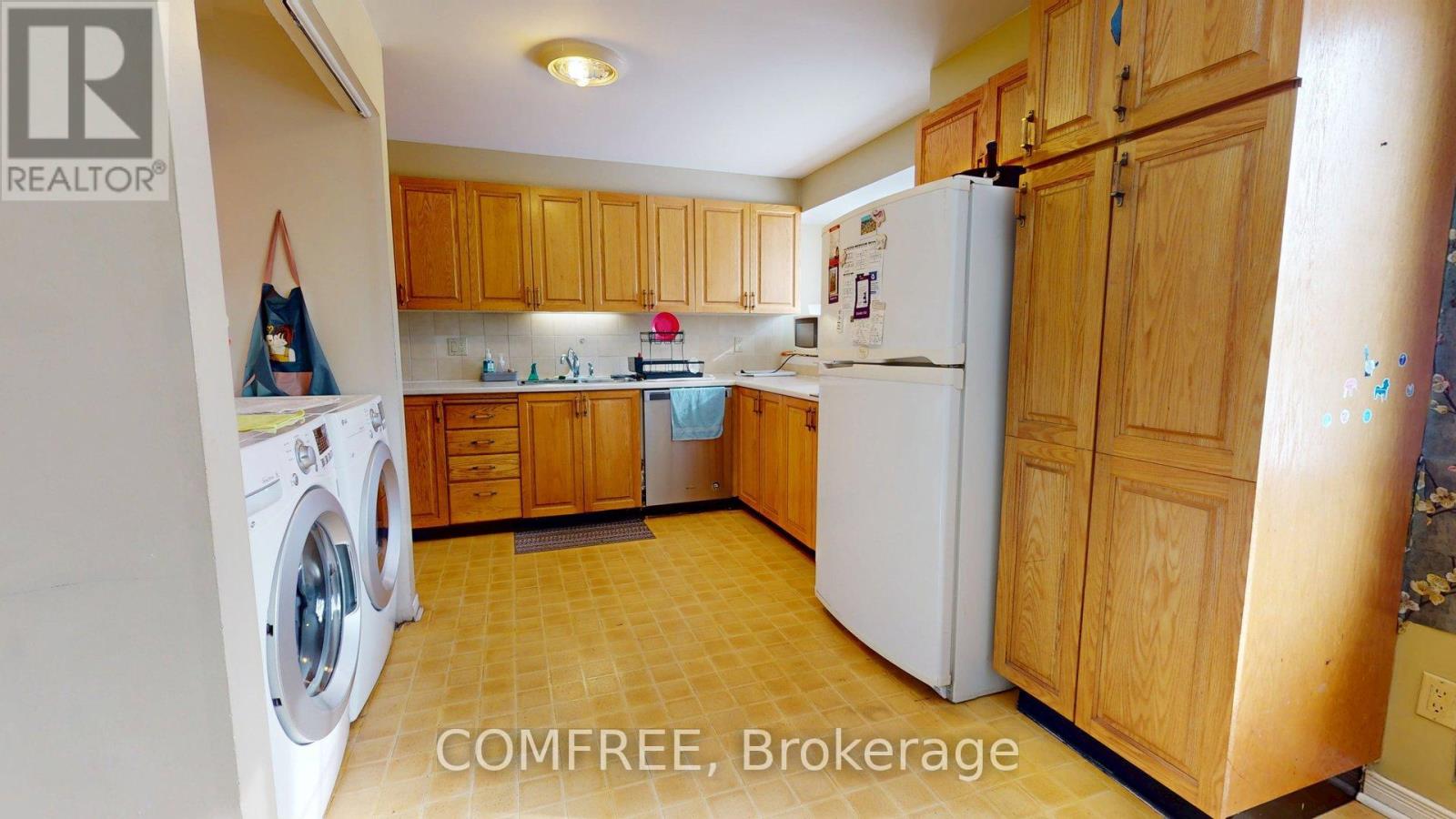 22 Arbordale Crescent