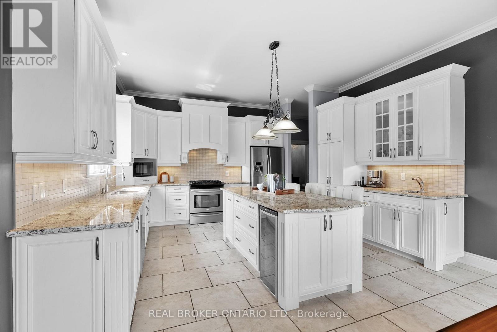 525 Tullamore Street