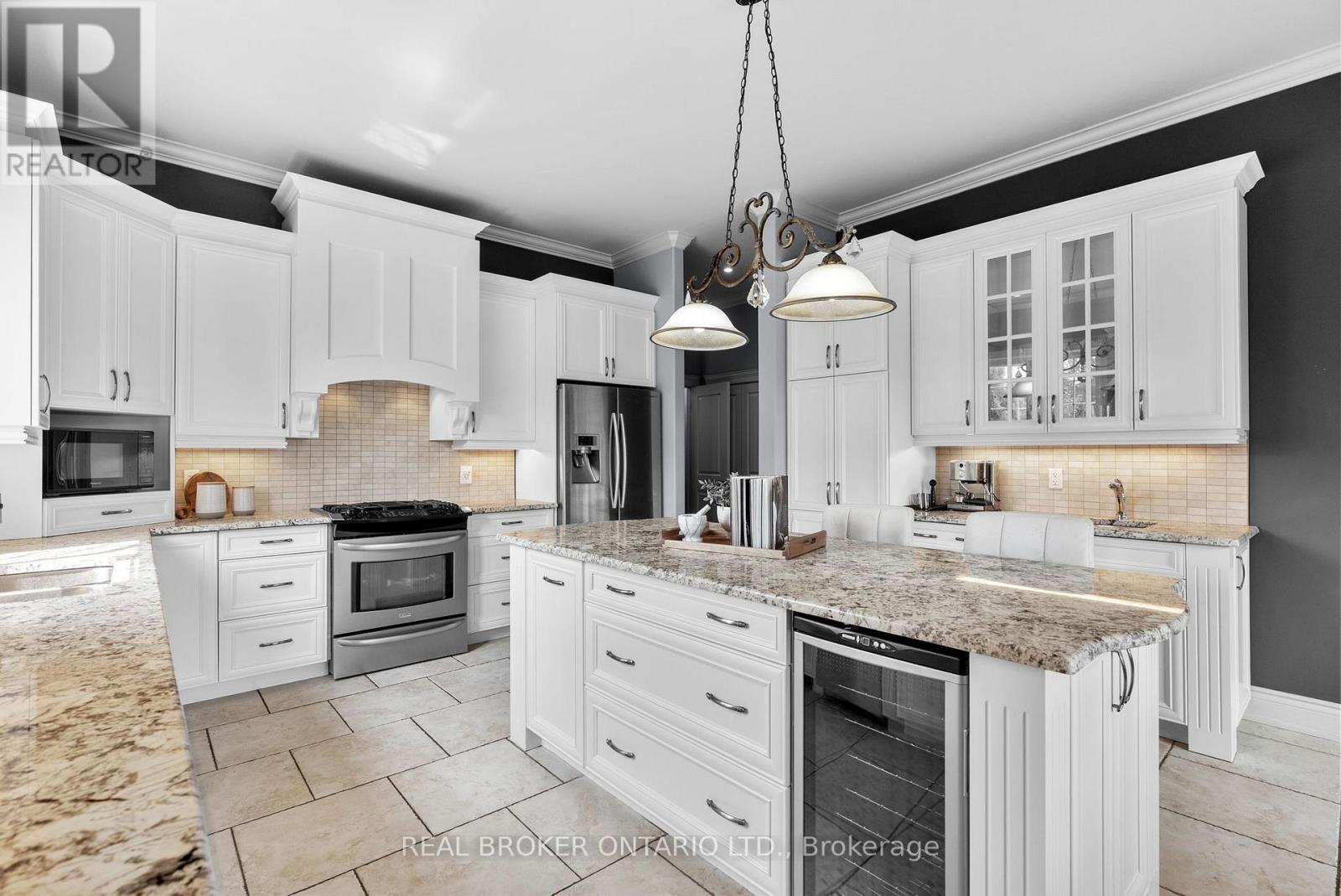 525 Tullamore Street