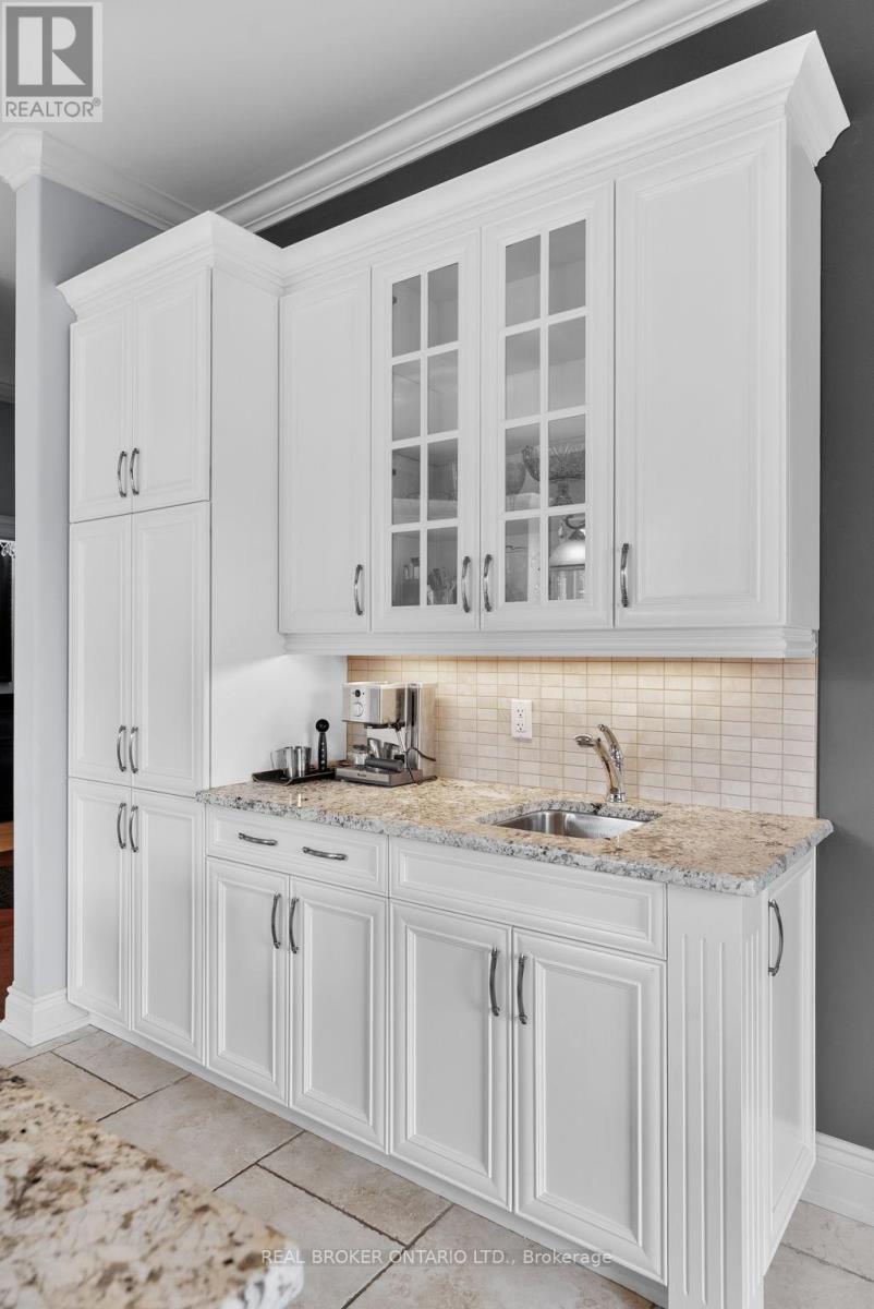 525 Tullamore Street