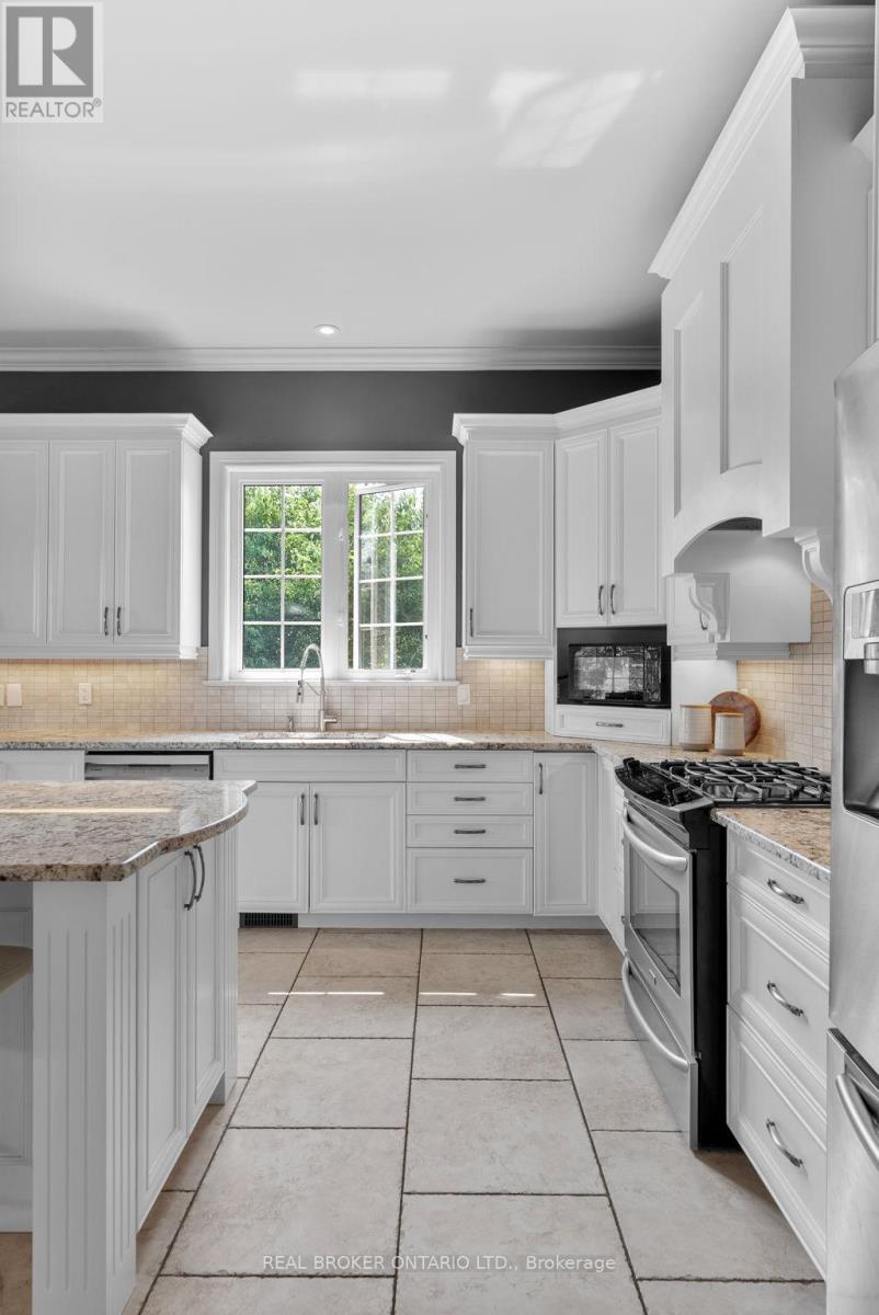 525 Tullamore Street