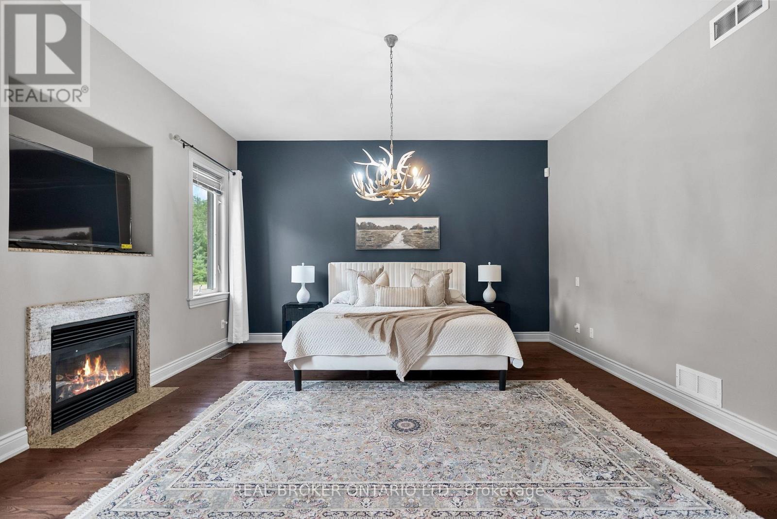 525 Tullamore Street