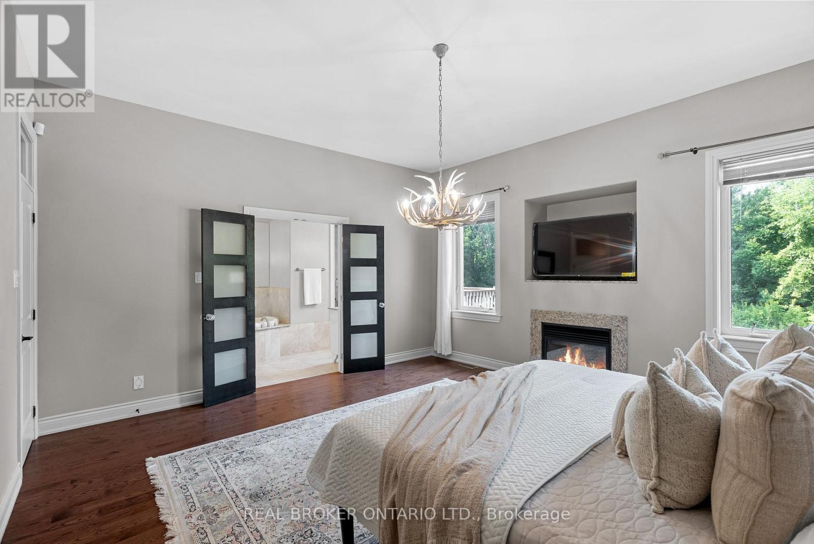 525 Tullamore Street