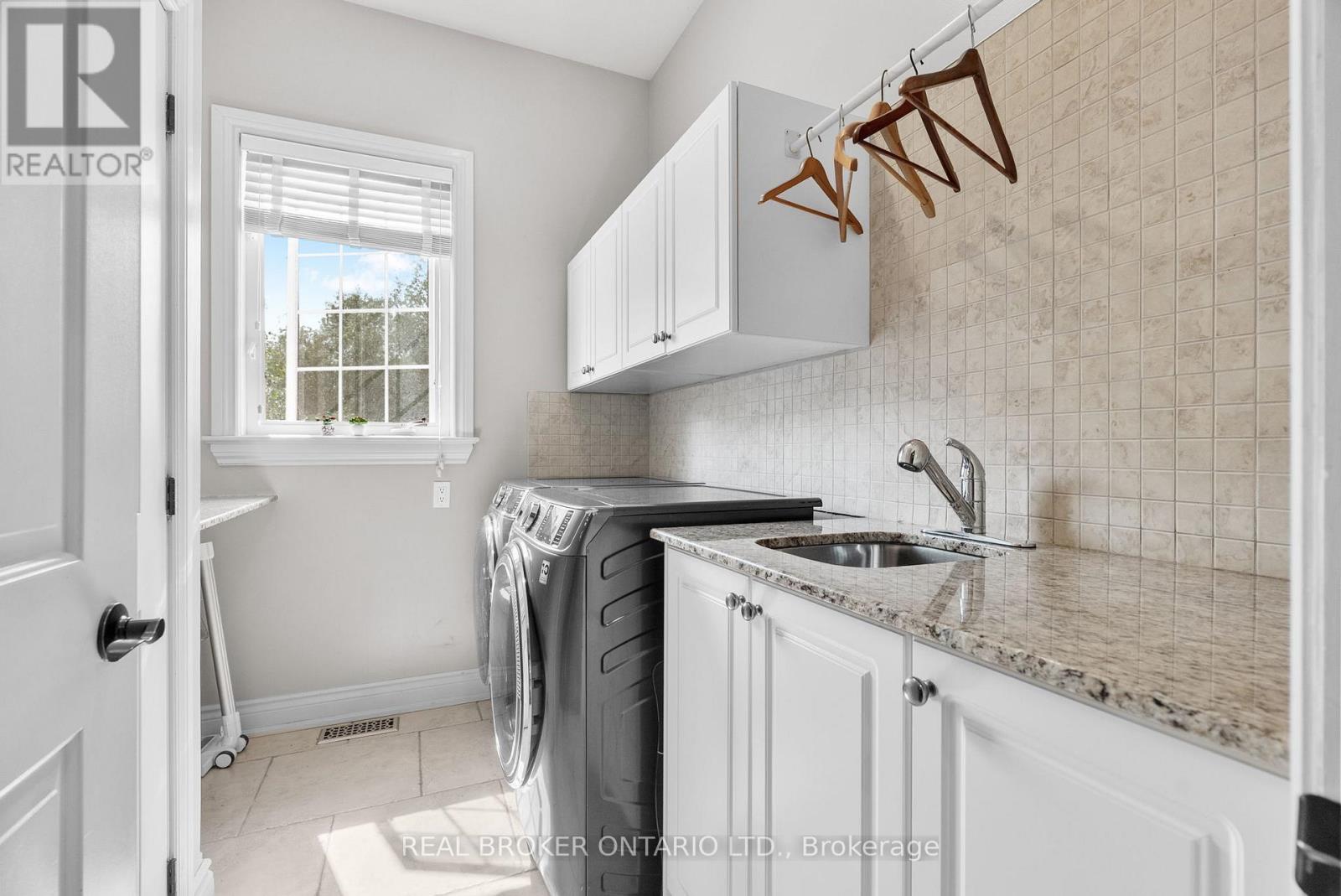 525 Tullamore Street