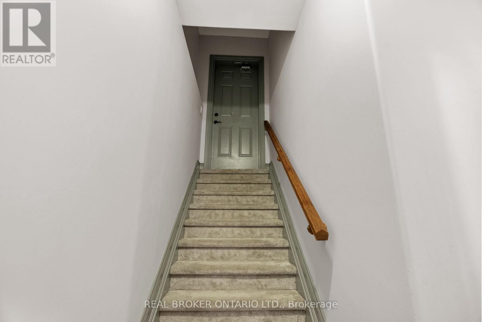 525 Tullamore Street