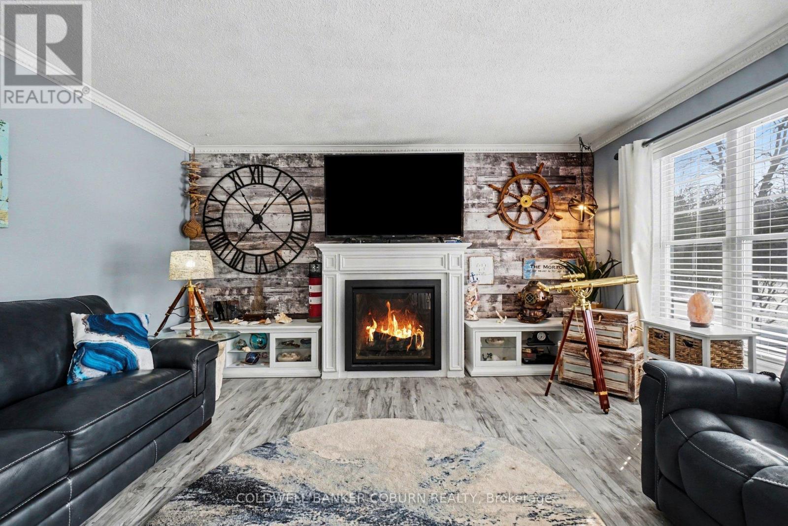 6167 Burritts Rapids Road