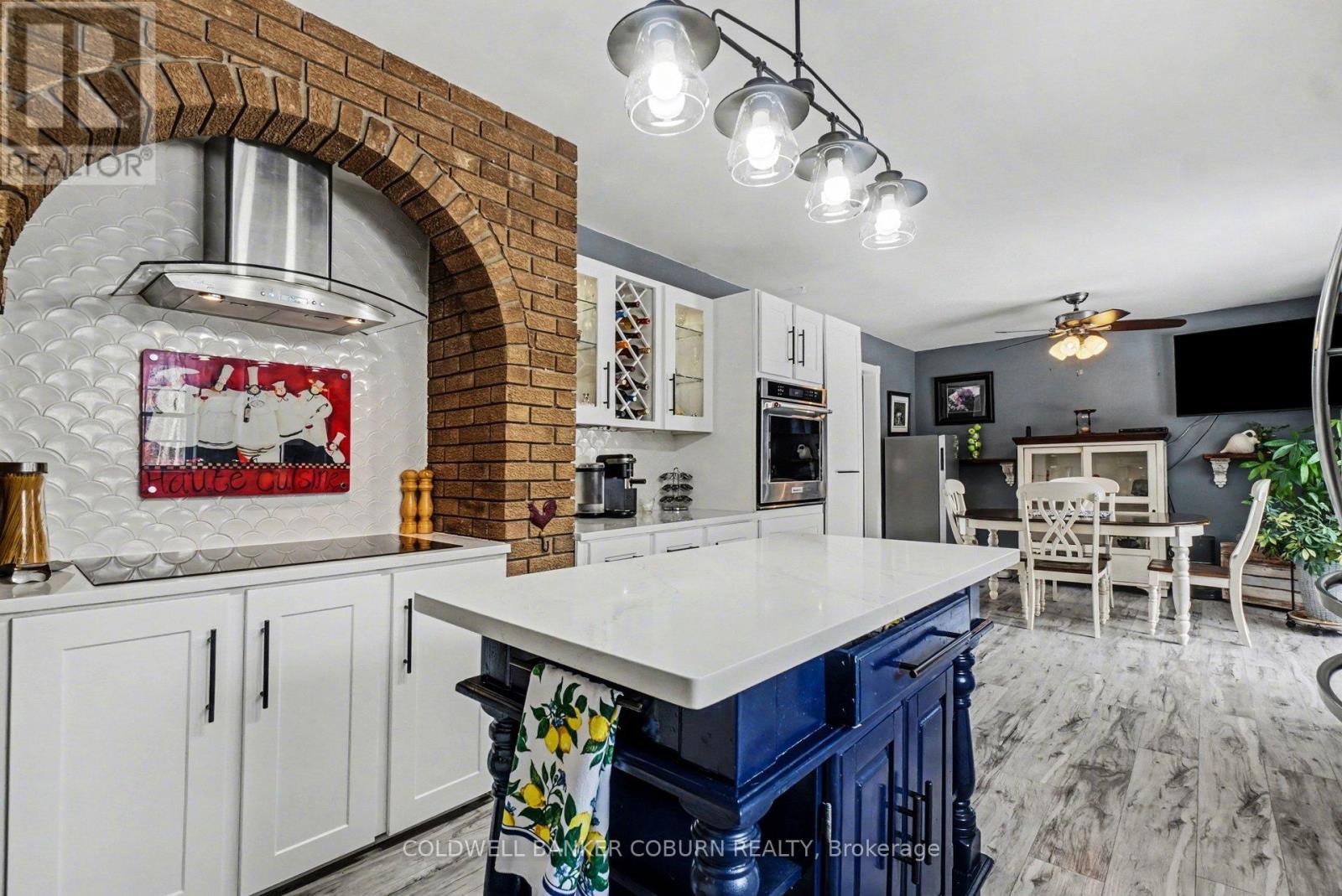 6167 Burritts Rapids Road