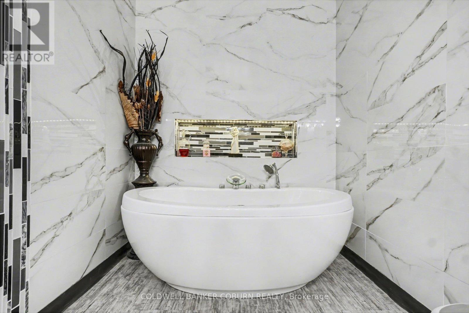 6167 Burritts Rapids Road