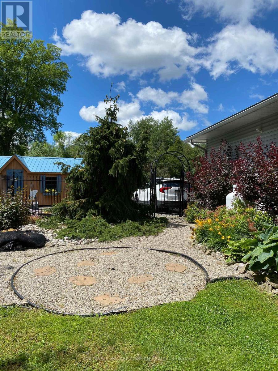 6167 Burritts Rapids Road