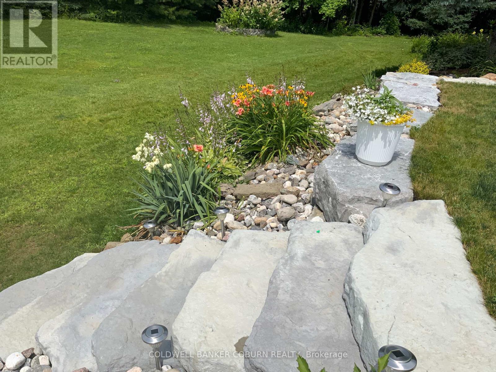 6167 Burritts Rapids Road