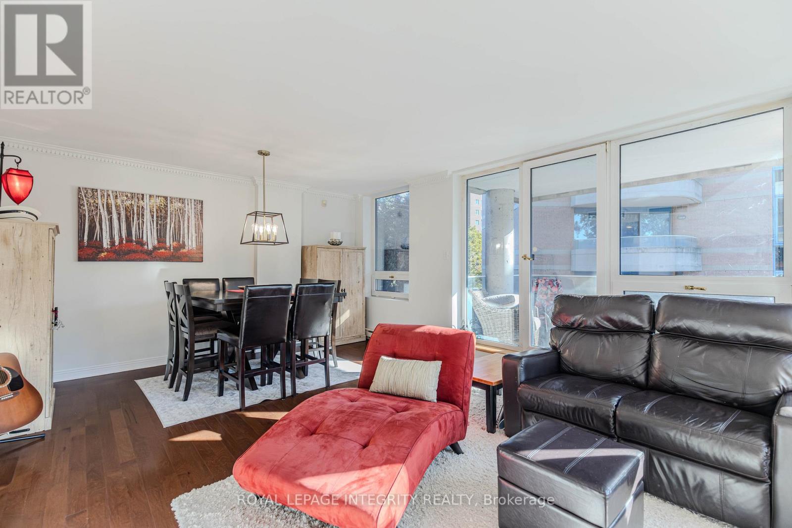 203 - 3099 Carling Avenue