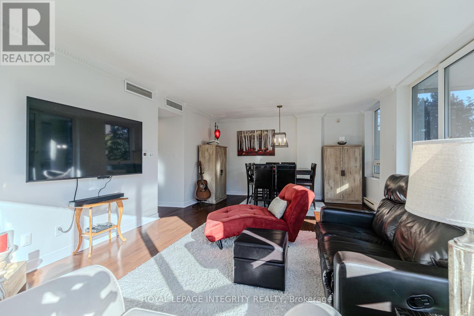 203 - 3099 Carling Avenue