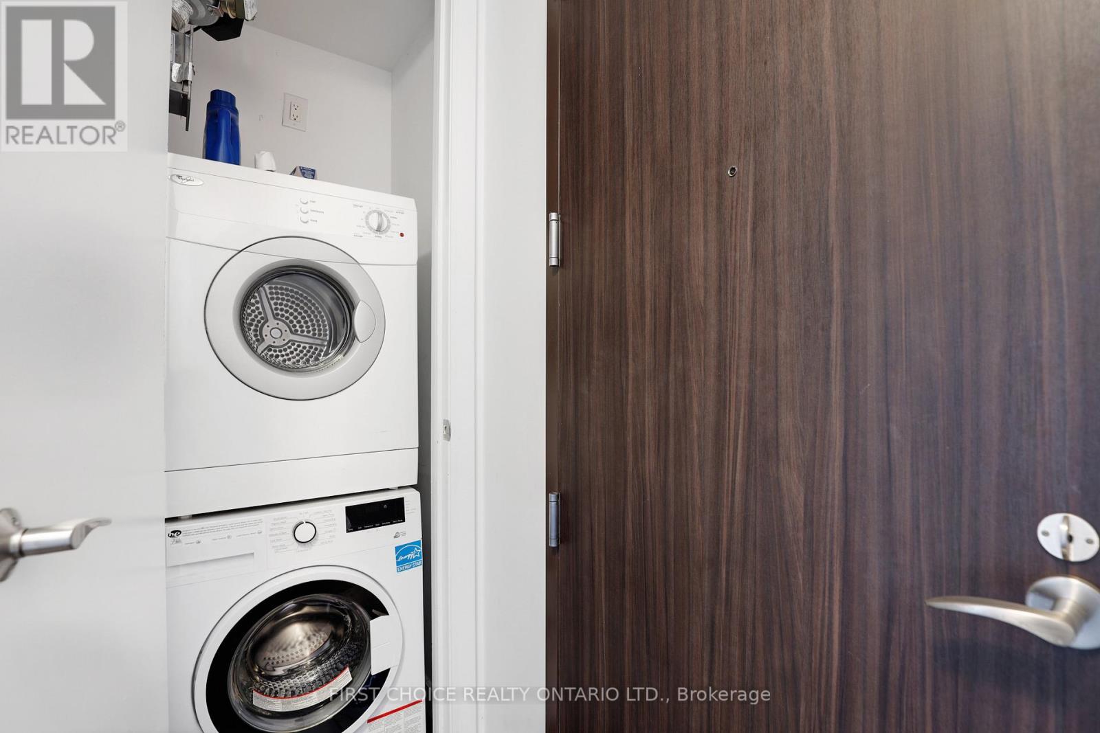 506 - 201 Parkdale Avenue