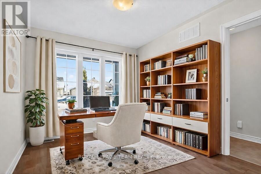 464 Honeyborne Street