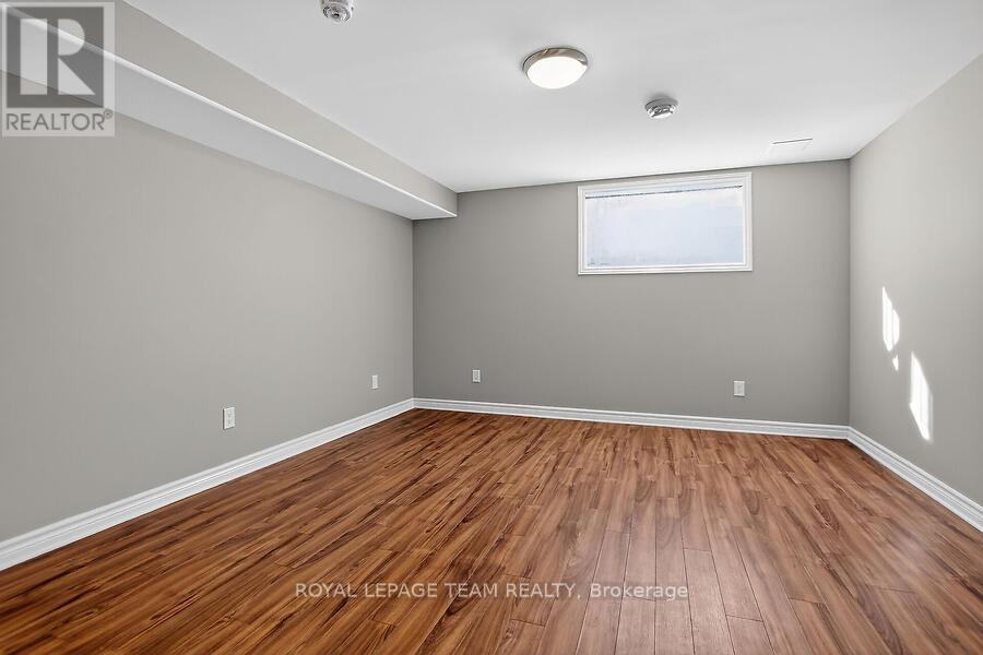 464 Honeyborne Street