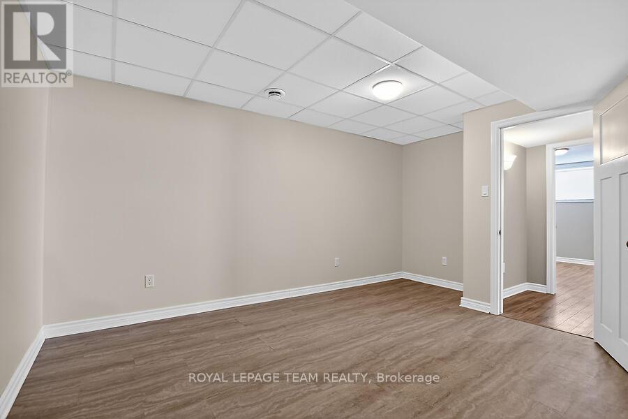 464 Honeyborne Street