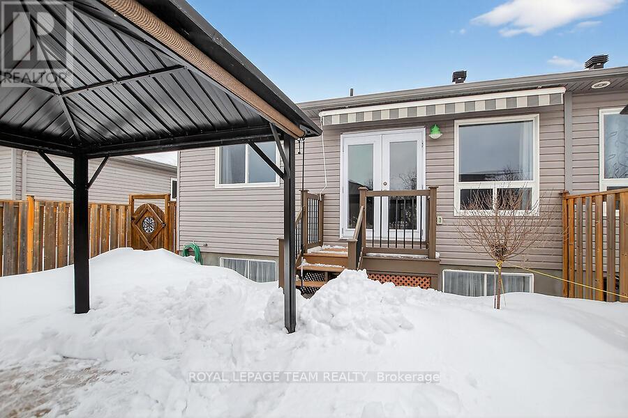 464 Honeyborne Street