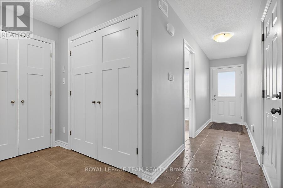 464 Honeyborne Street