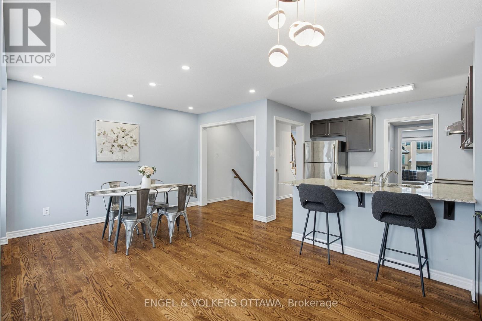 476 Coldwater Crescent