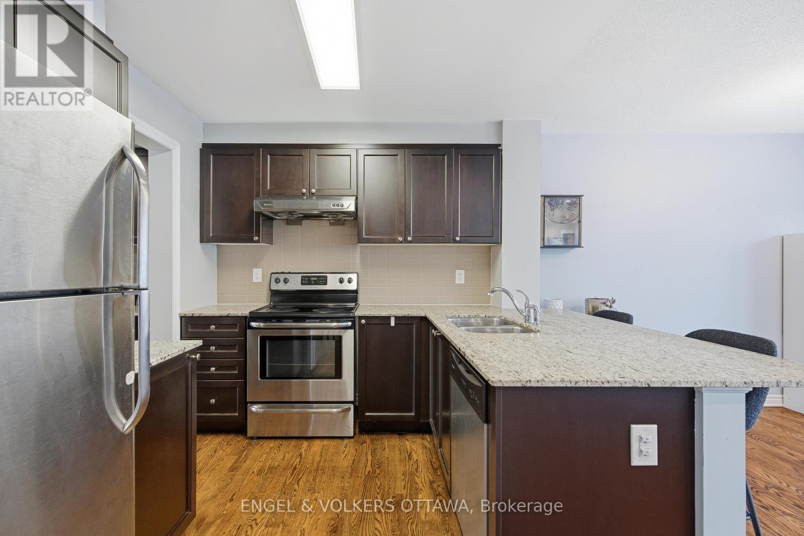 476 Coldwater Crescent