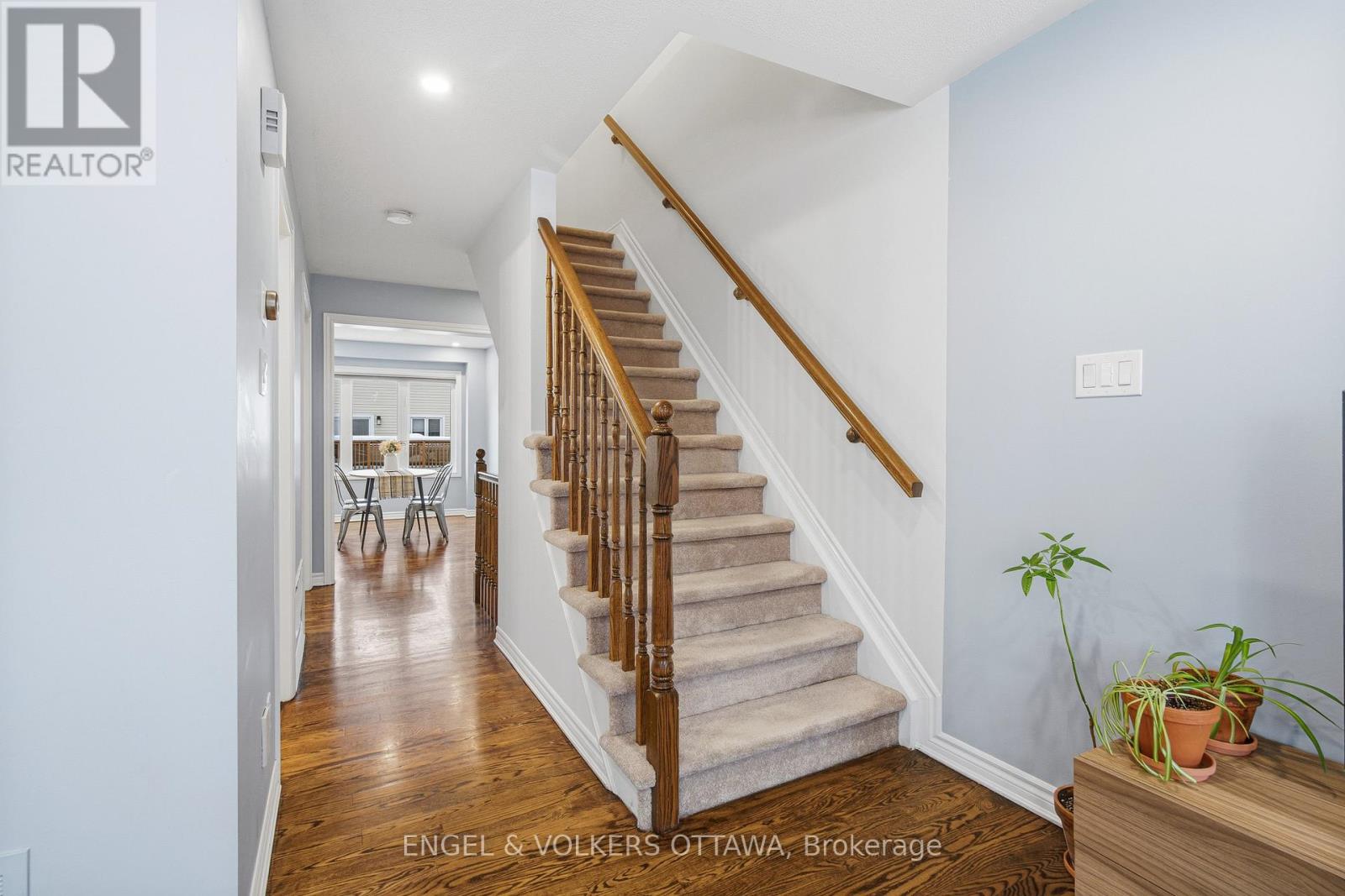 476 Coldwater Crescent