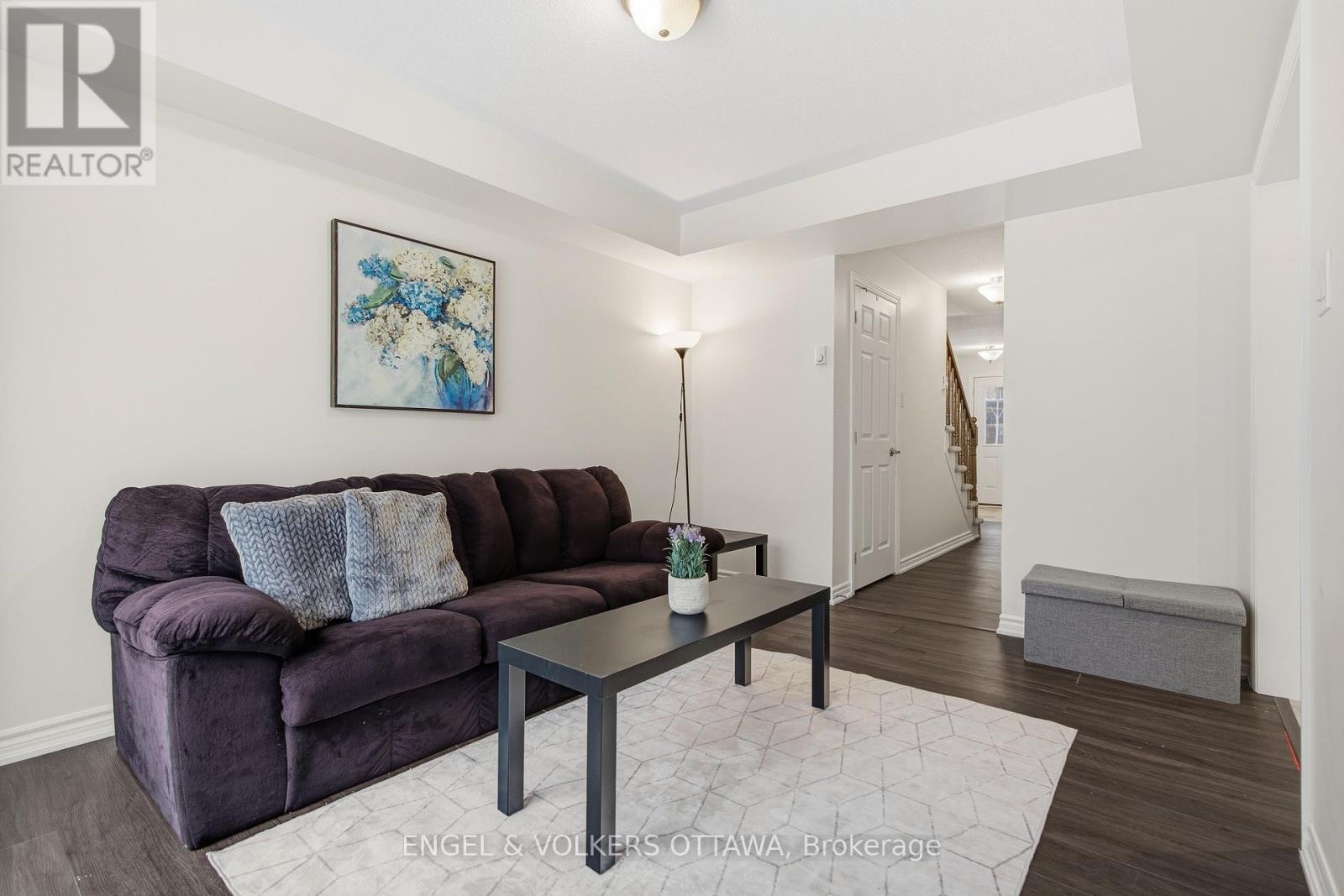 476 Coldwater Crescent