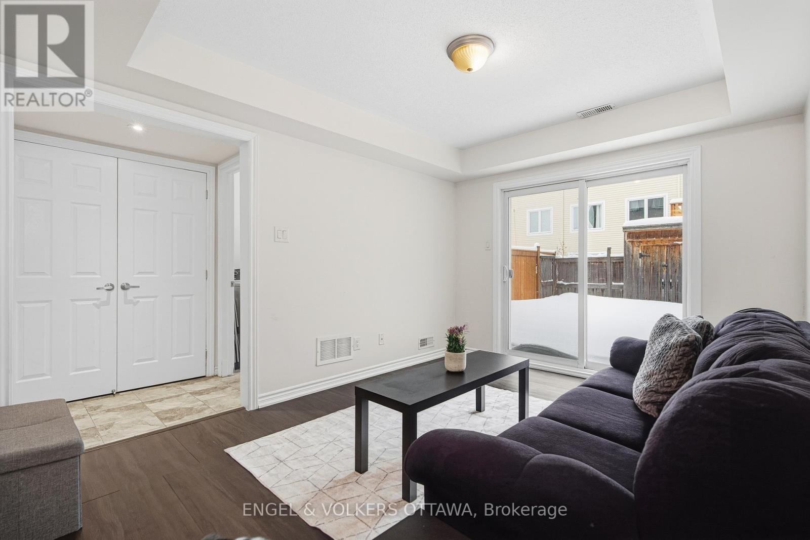 476 Coldwater Crescent