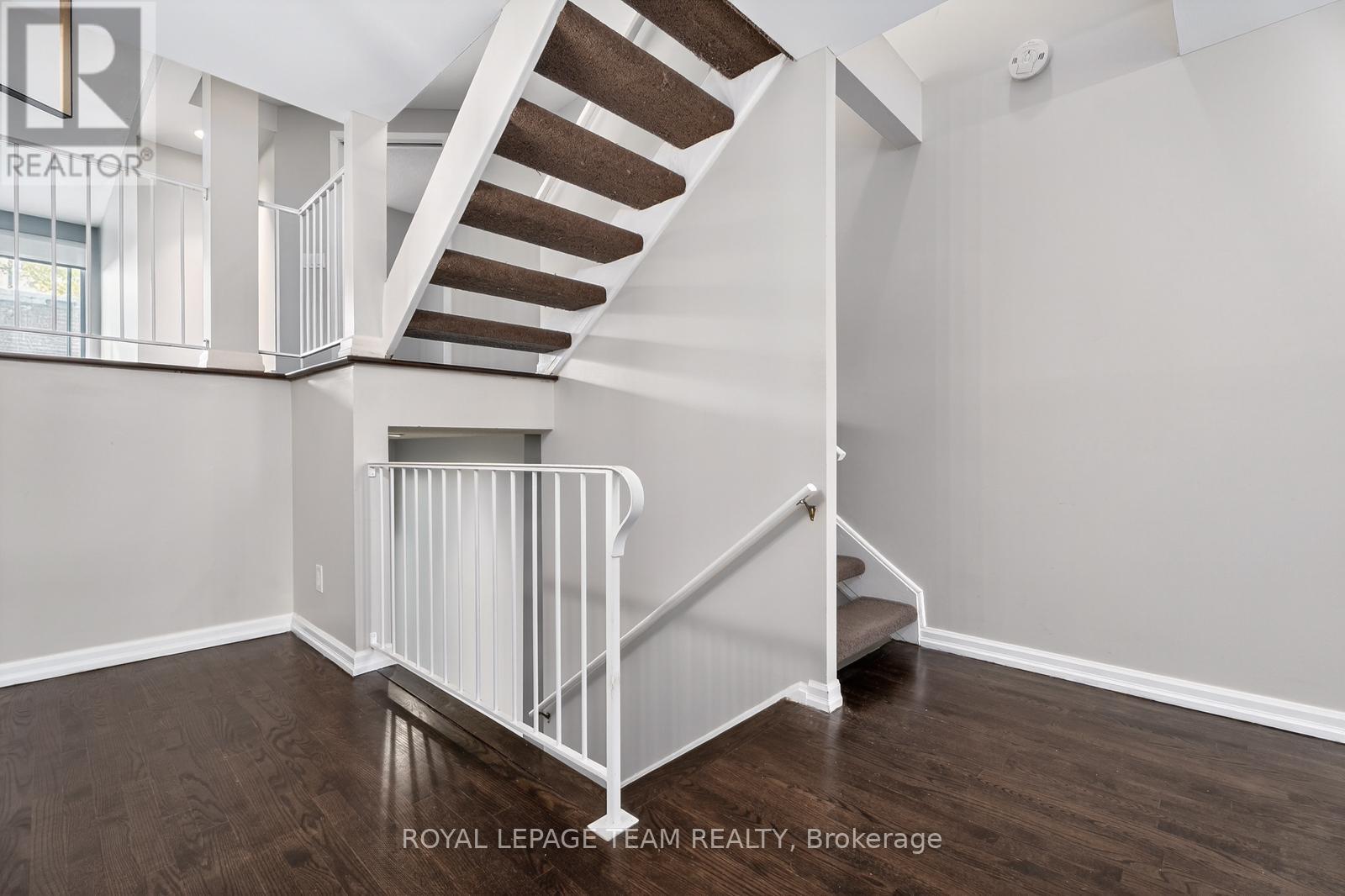 10 - 290 Cathcart Street