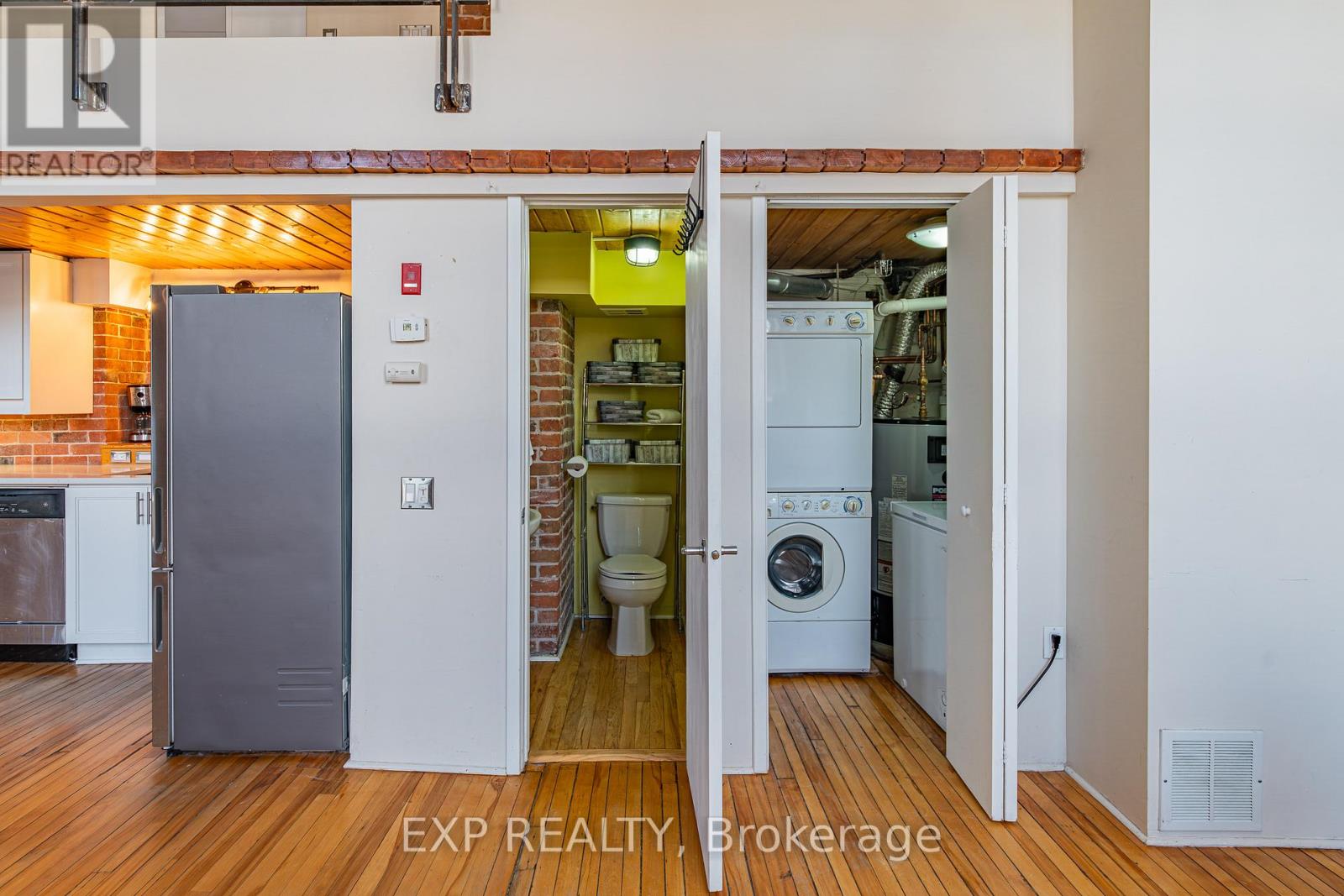 206 - 589 Rideau Street