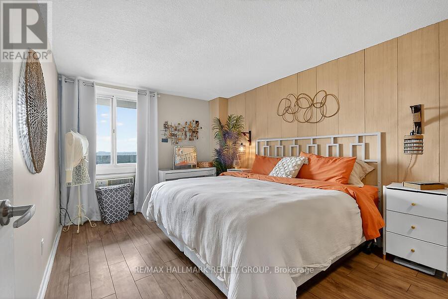 2505 - 1171 Ambleside Drive