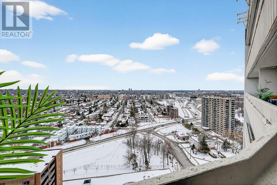 2505 - 1171 Ambleside Drive