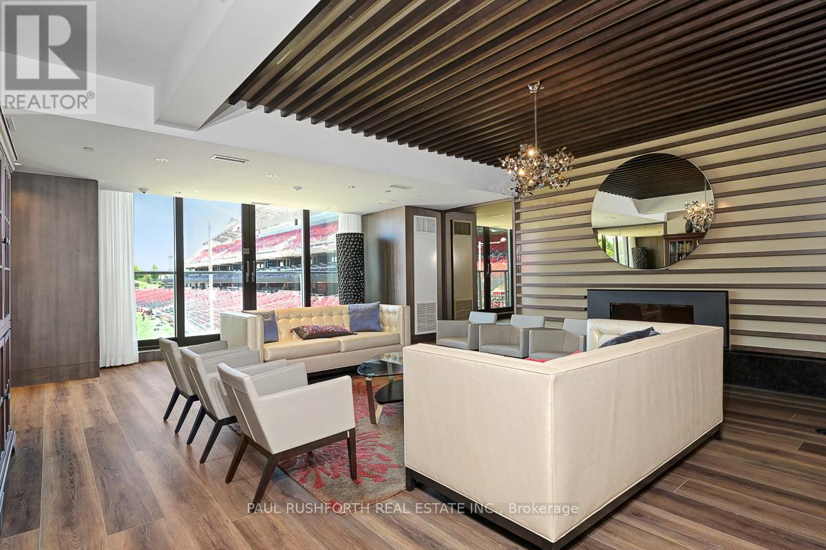 104 - 1035 Bank Street