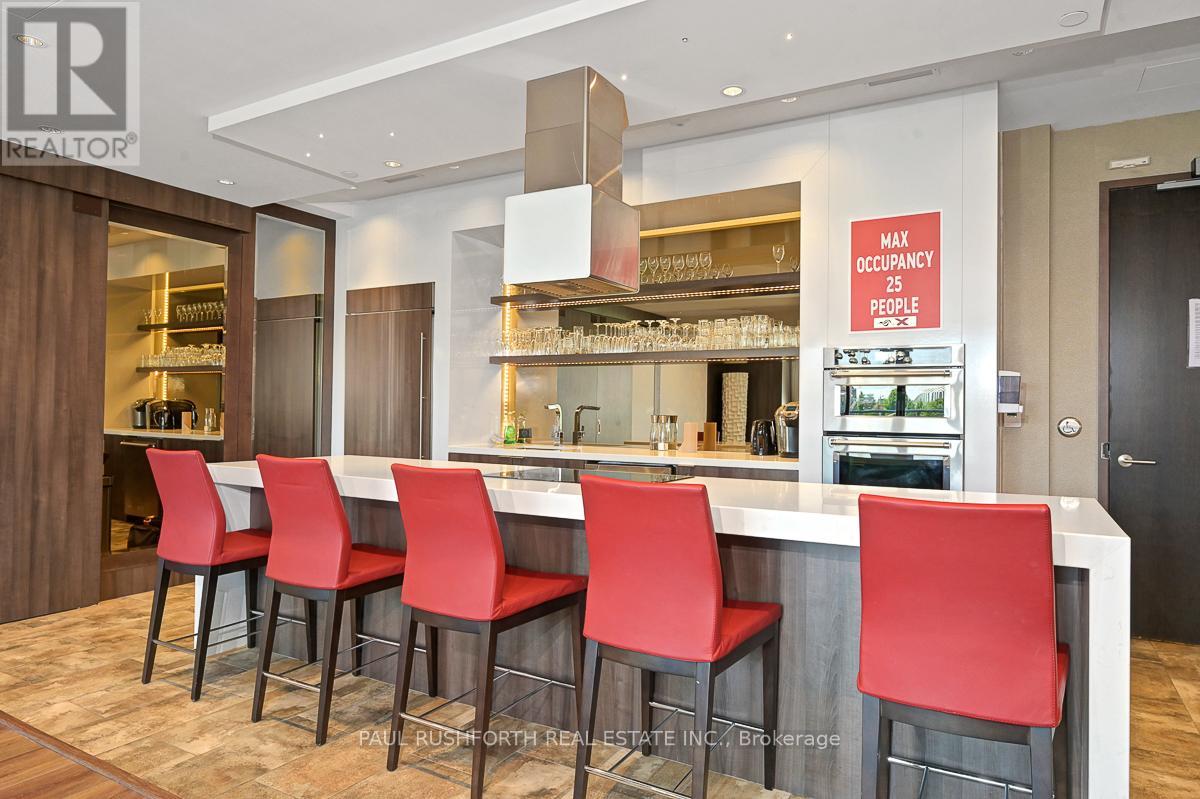 104 - 1035 Bank Street