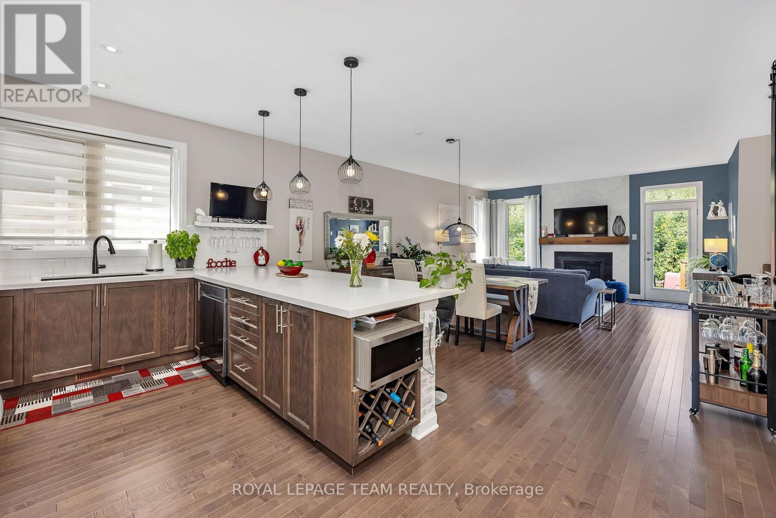 3222 Harvester Crescent