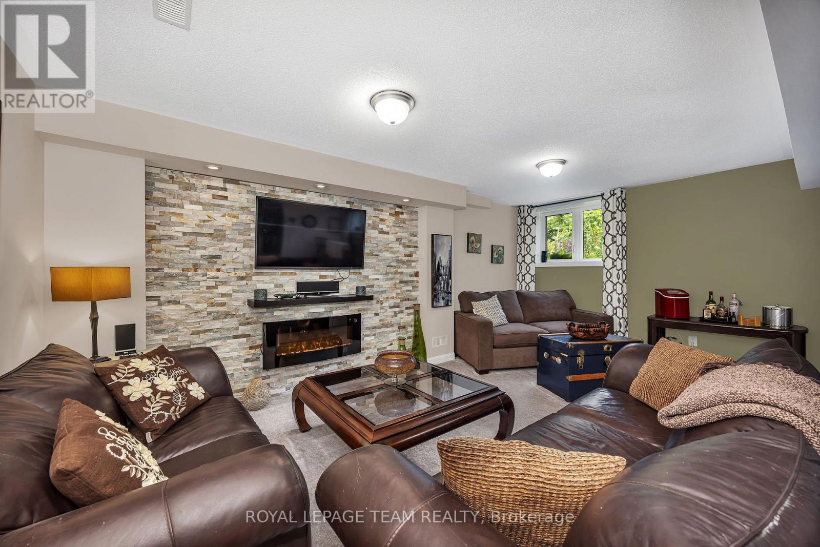 3222 Harvester Crescent