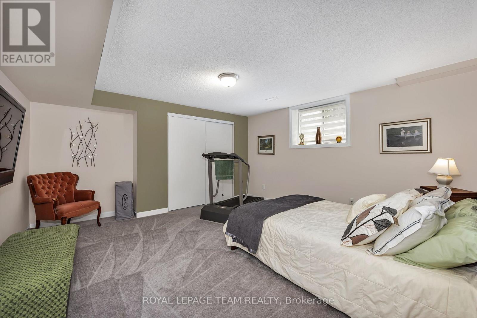 3222 Harvester Crescent