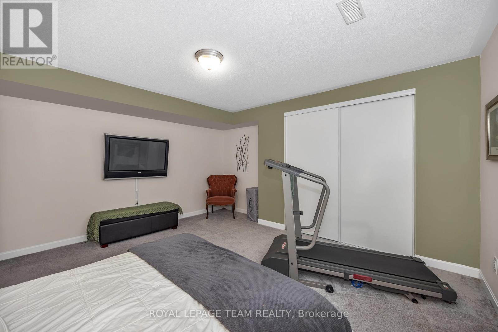 3222 Harvester Crescent