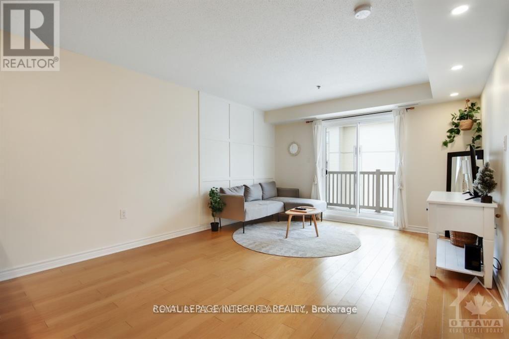 303 - 151 Potts Private