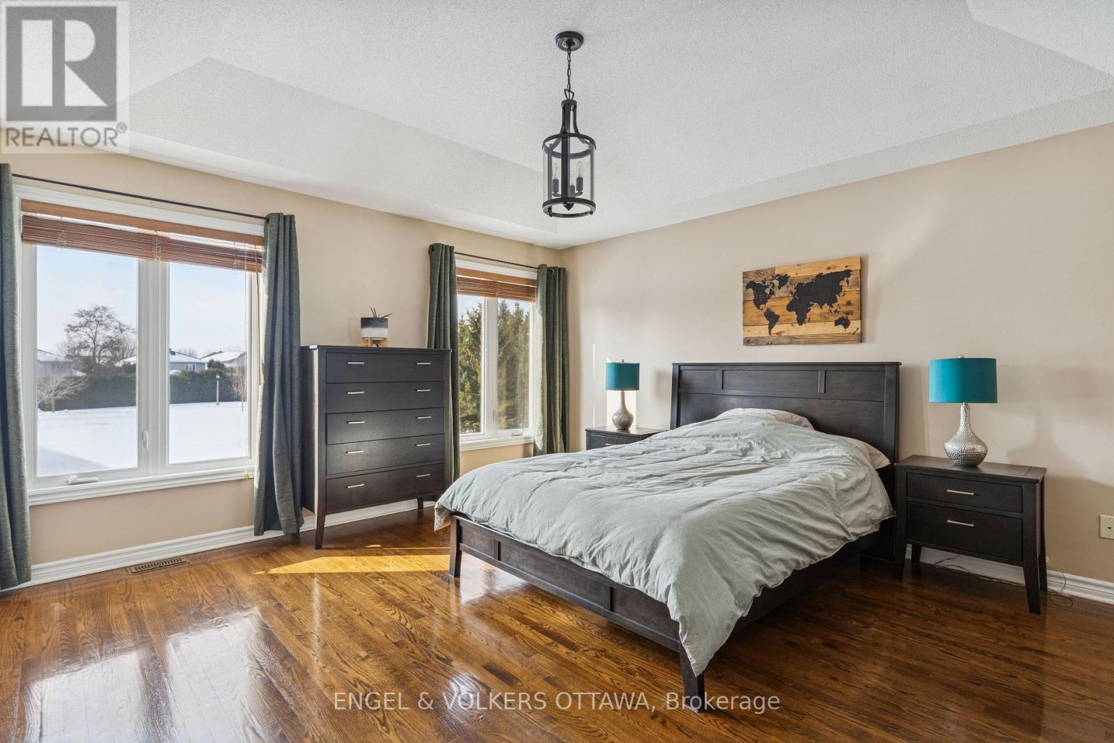 76 Frontenac Boulevard