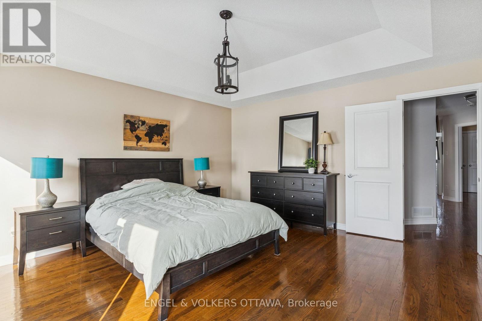 76 Frontenac Boulevard